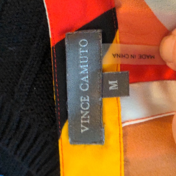 Vince Camuto Bold Autumn Colors of Gold/Orange/Brown/Black Abstract Pattern V-Ne - Picture 14 of 15